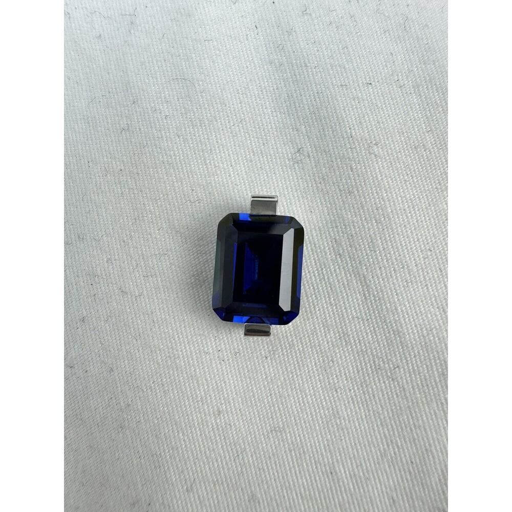 B. Tiff Blue Stone Pendant